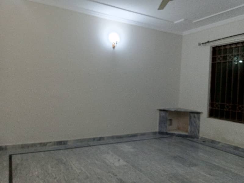 1 Kanal Upper Portion for Rent 10