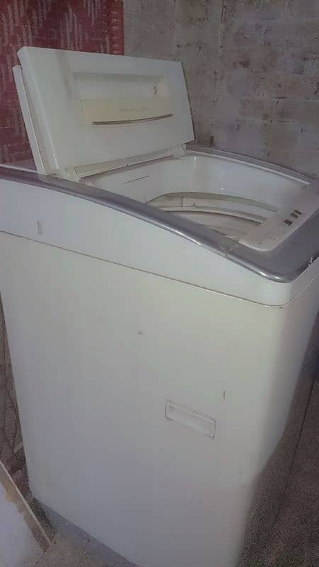 Dawlance automatic washing machine 2