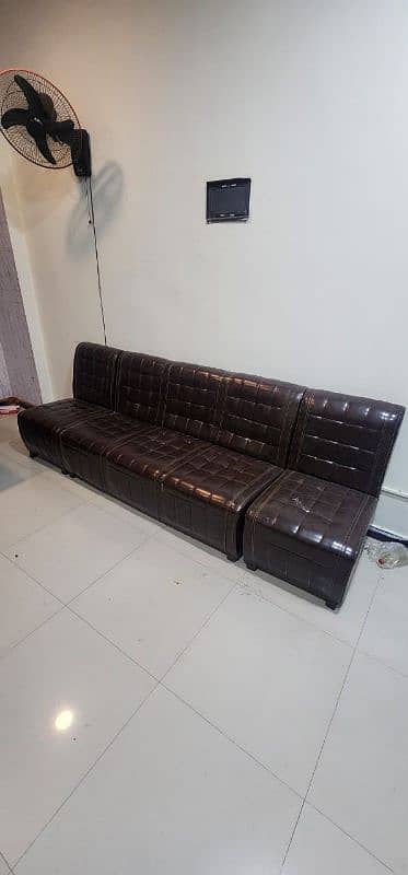 Office furniture sofa and table 0