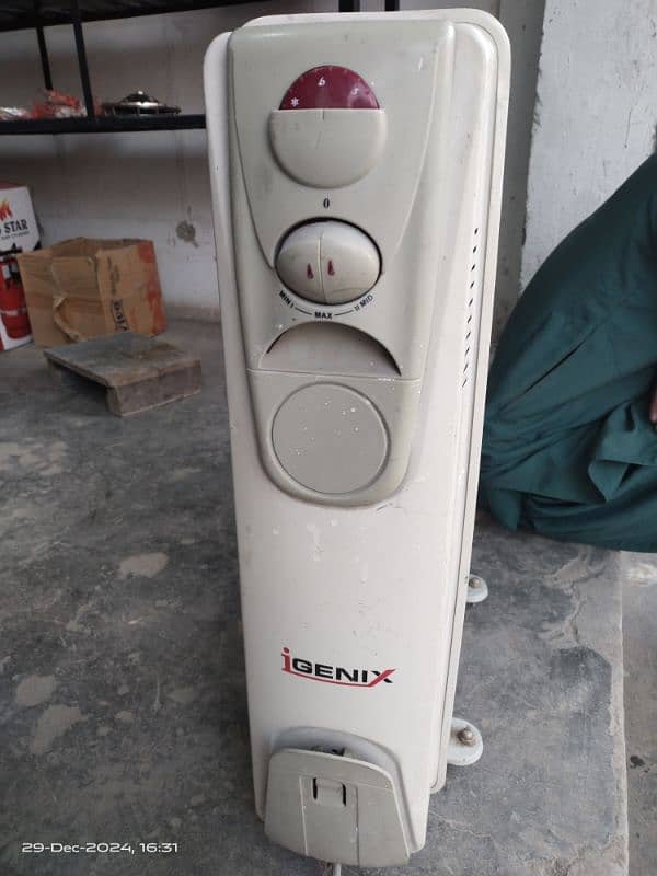 IGENIX Oil Filled Rediator Heater Imported from UK 1