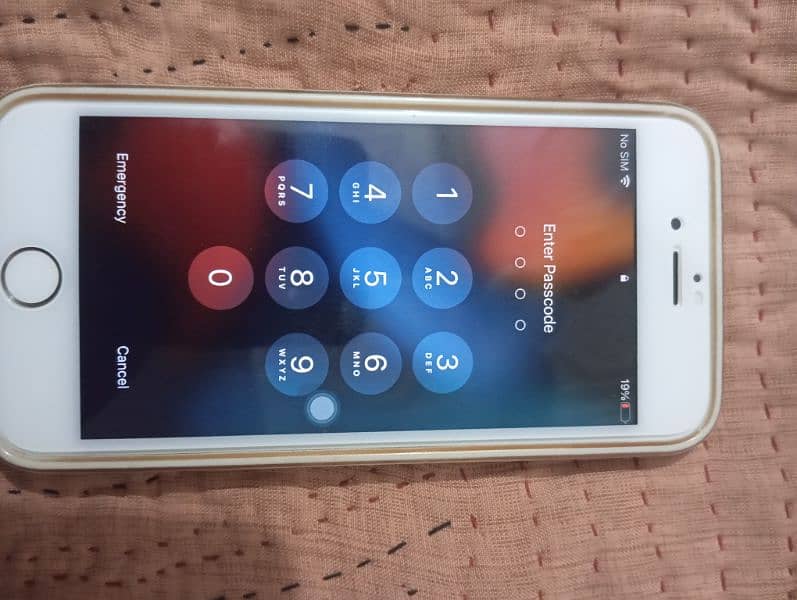 Apple I phone 6s for sale 4