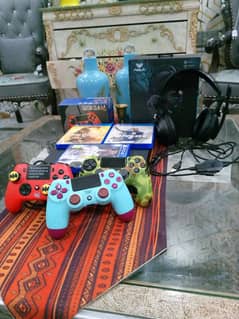 (Negotiable)PS4 Slim , 3 Popular CDs , Headset and one Free Controller