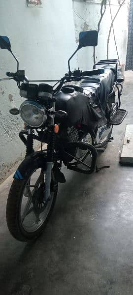 Suzuki 150 SE 3