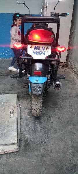 Suzuki 150 SE 7