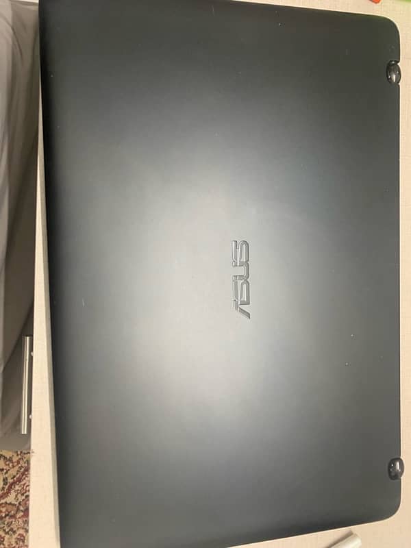 Asus laptop 1