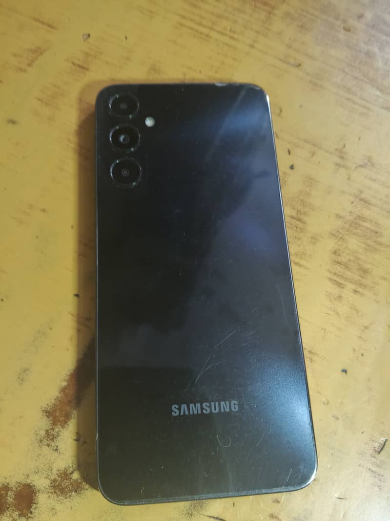 Samsung A05s.      6 gb 128 gb 0