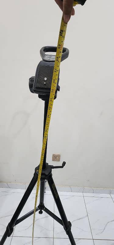 professional tripod stand 2