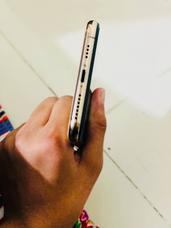 iphone xs max pta approved 3