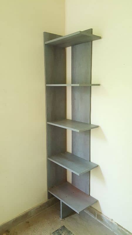 corner shelf 1