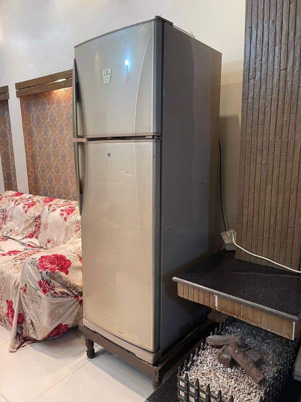 Dawlance Refrigerator or fridge 0