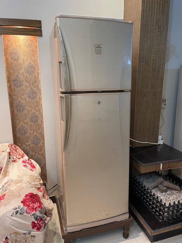 Dawlance Refrigerator or fridge 9