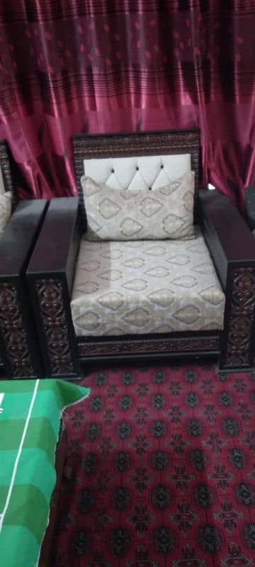 5 seater sofa set. 0