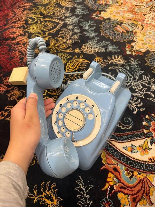 New Telephone Set 1