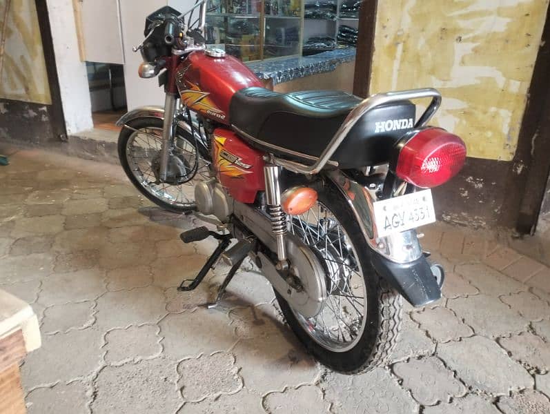 Honda 2021 modle urgent sale lush condition total jenion final 130000 5