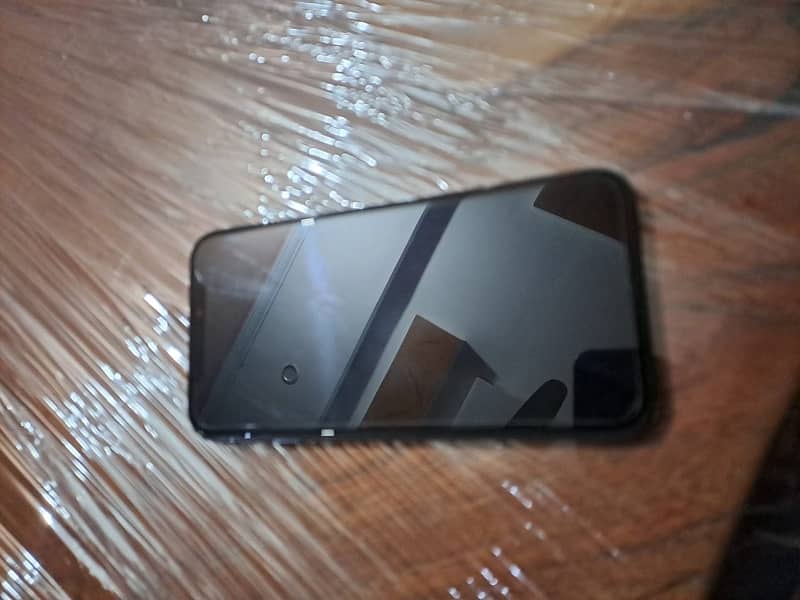 iphone 11 pro non PTA 2