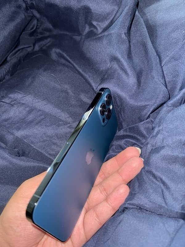 iPhone 12 Pro Max Factory Unlocked Like Brand New 1