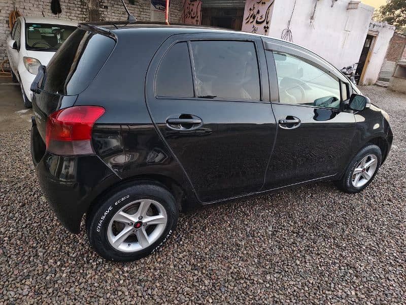 Toyota vitz oregnal push start  paril black  /1paice tachup 4