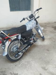 hi speed bike for sall achi kandishan ma ha gar ka uss ma ha