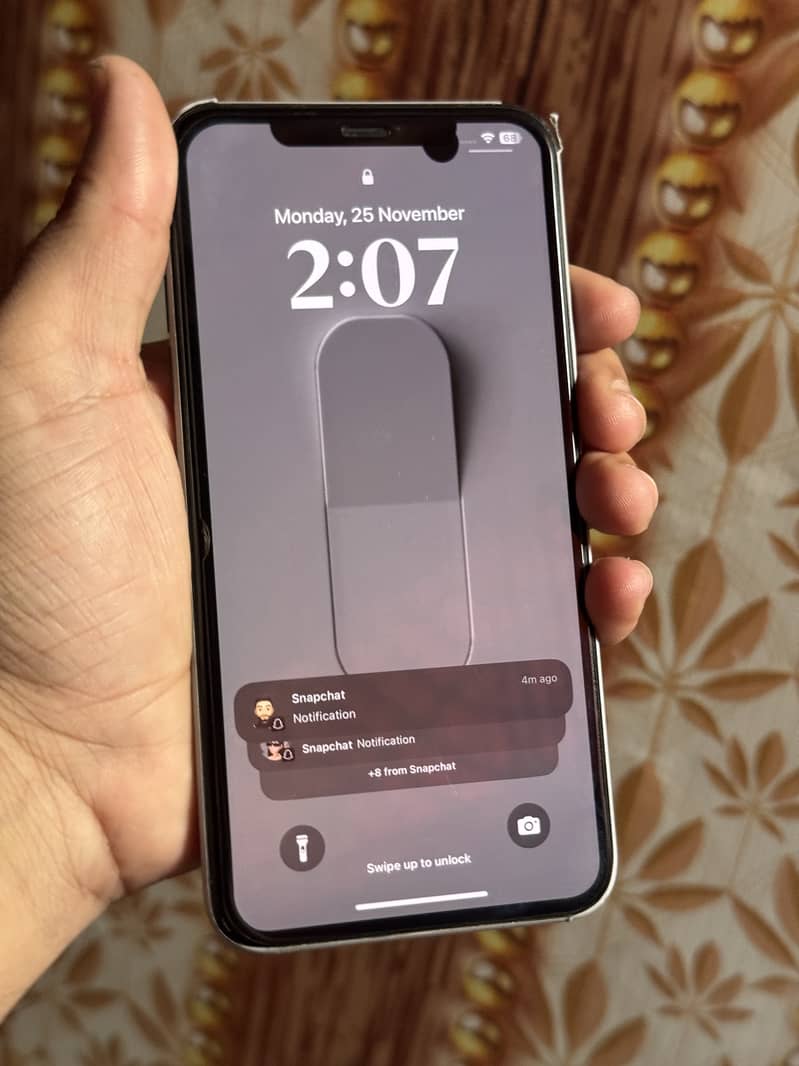 Apple iPhone 11 Pro Max 4