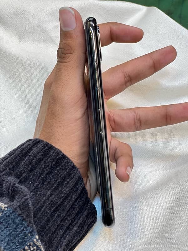 IPhone X 64Gb 5