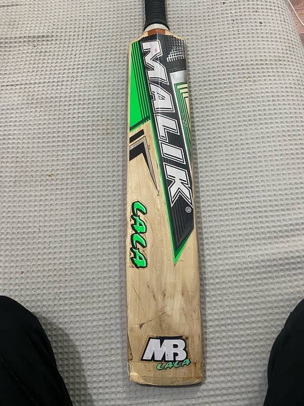 MB malik bat 2.8 lbs 8 grains English willow fully knocked 1