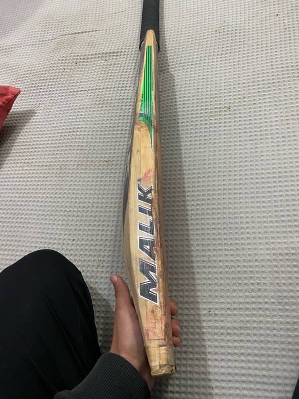 MB malik bat 2.8 lbs 8 grains English willow fully knocked 4