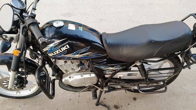 Suzuki GS150 SE 2021 2