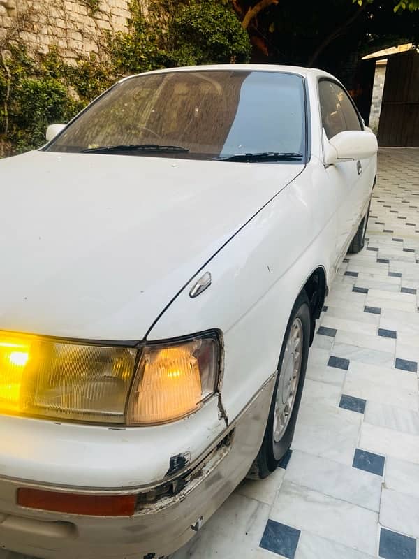 Toyota Crown 1987 3