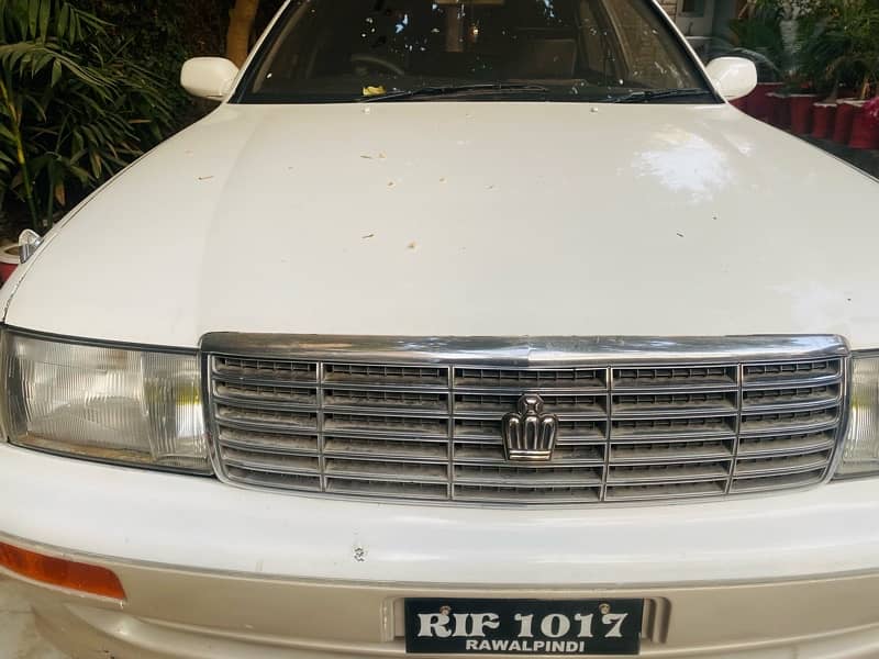 Toyota Crown 1987 7