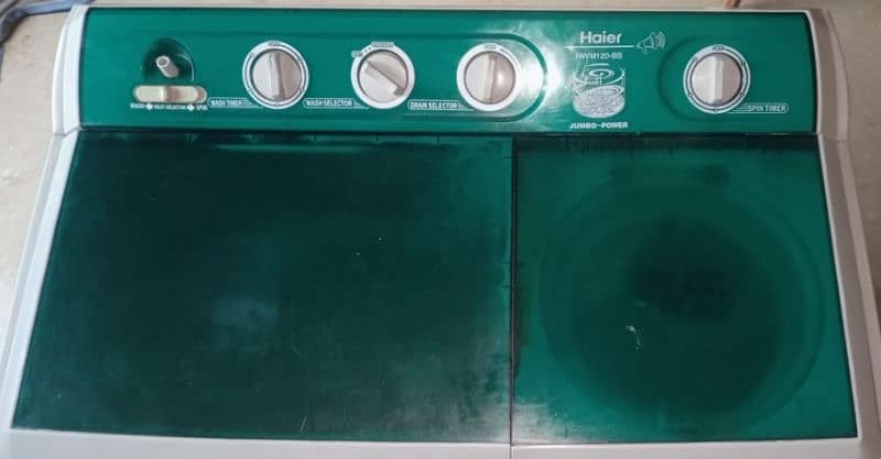 Washing Machine & Dryer 1