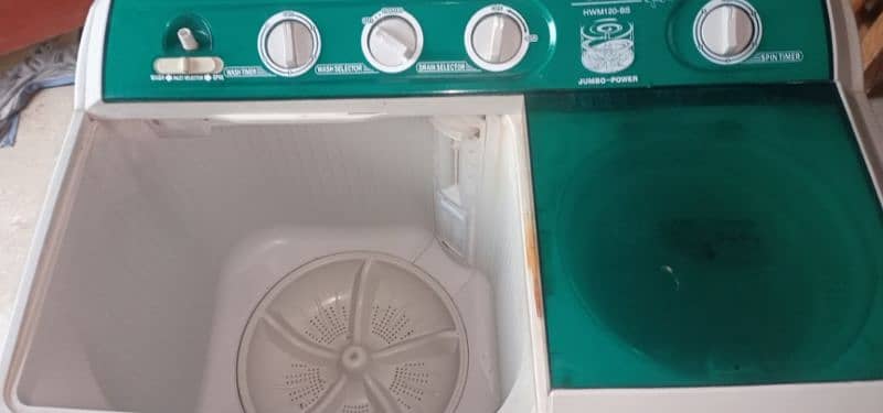 Washing Machine & Dryer 2