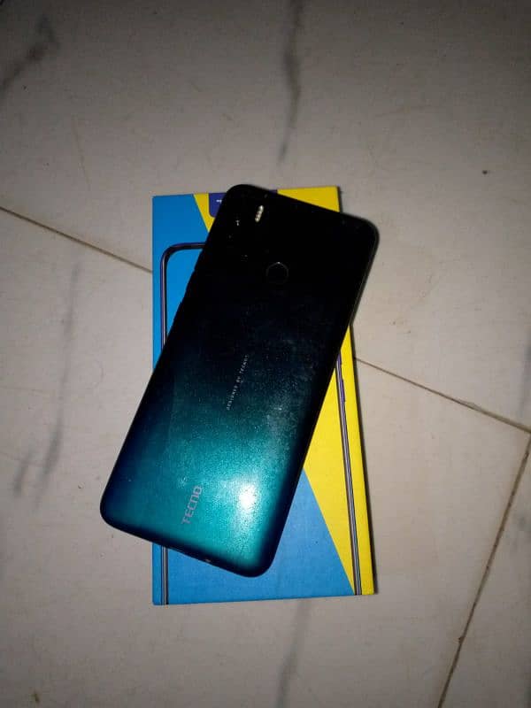 Tecno Spark 5 Air 1