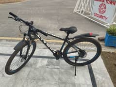 cobalt 29' Cycle Large used