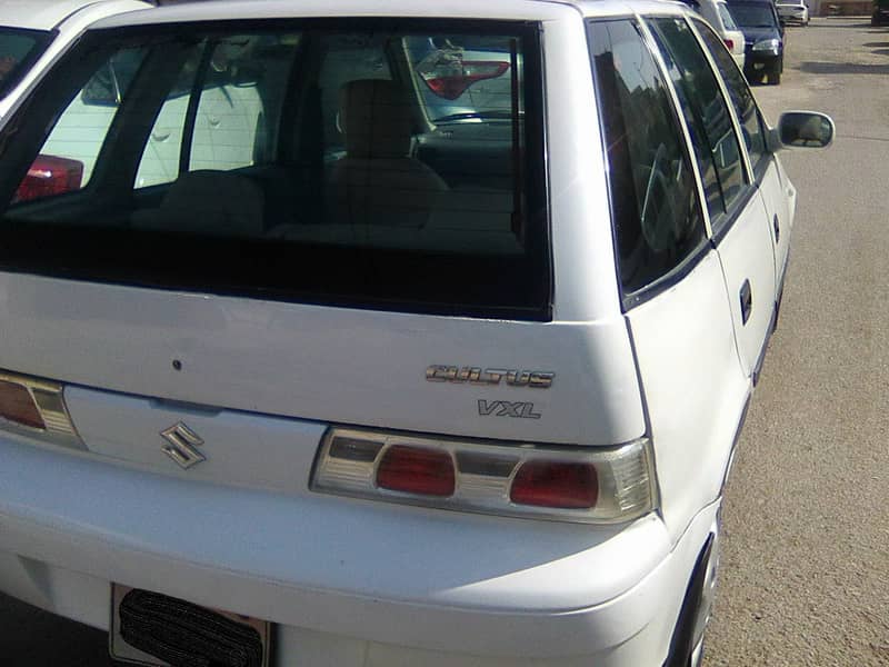 SUZUKI CULTUS VXL MODEL 2003 WHITE COLOUR VERY GOOD CONDITION 3