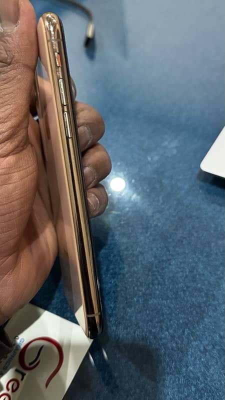 iPhone XS PTA APPROVED 64GB Final price 3