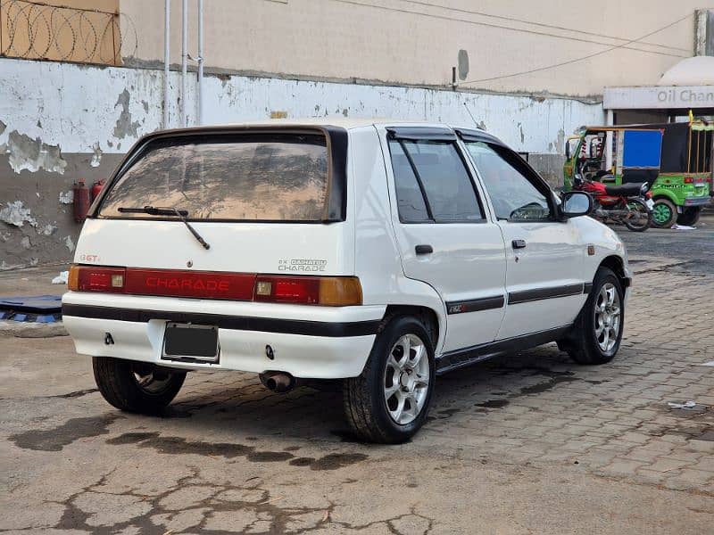 Daihatsu Charade 1989 1