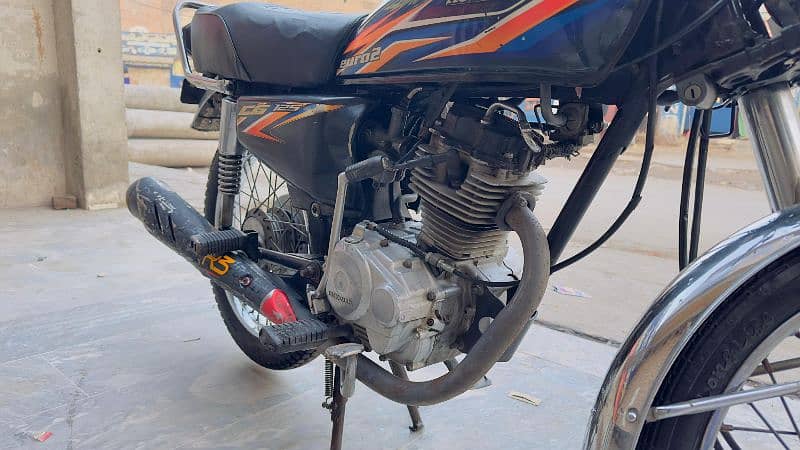 Honda 125 in excellent condition 5