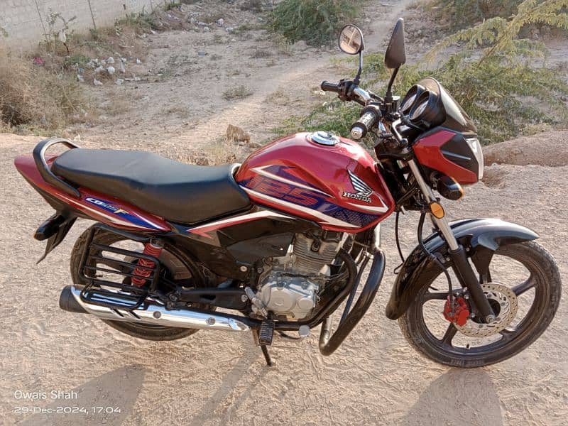 Honda CB 125 F Bike 0