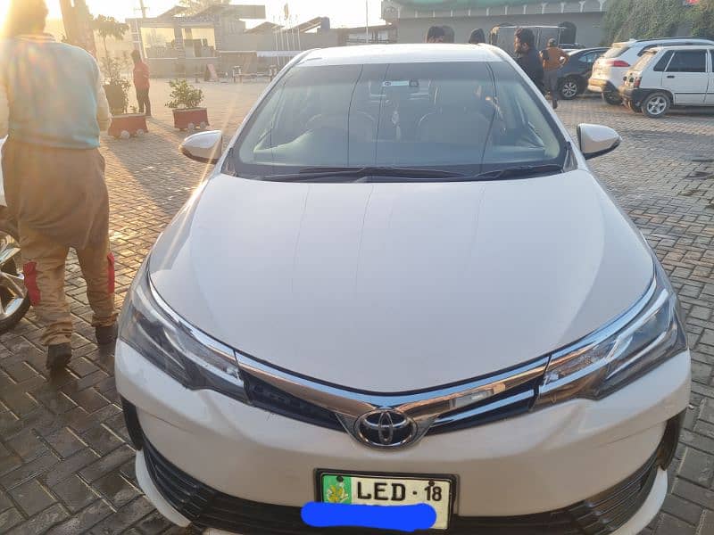 Toyota Altis Grande 2018 10