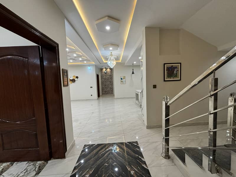 10 Marla Ultra Modern Luxury Charming For Sale In Buch Villas Multan 3