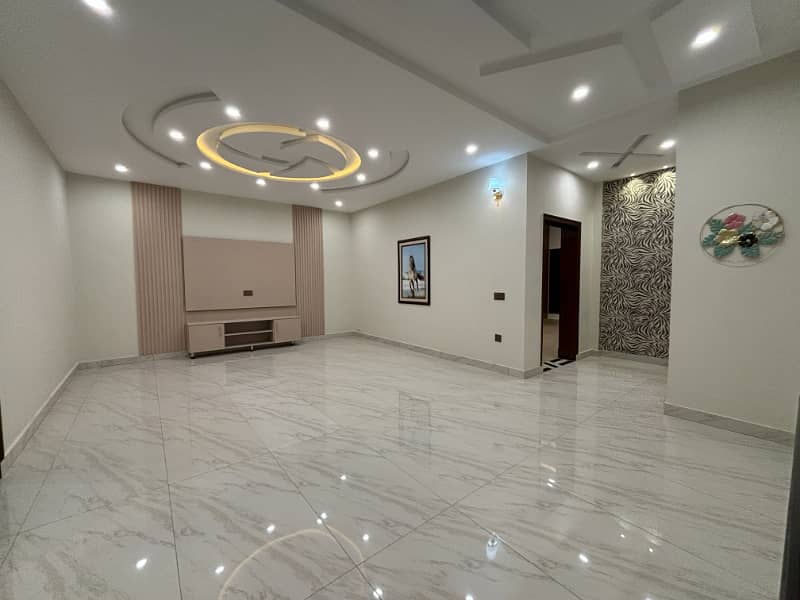 10 Marla Ultra Modern Luxury Charming For Sale In Buch Villas Multan 20