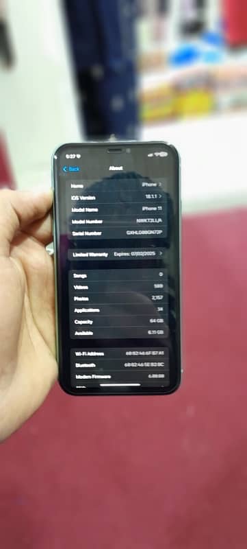 iphone 11 64 gb non pta sim time avalble 2 month wtsp 03244973986 1