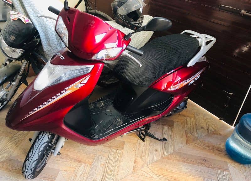 110cc United scooty bike (Scratchless Condition) 5