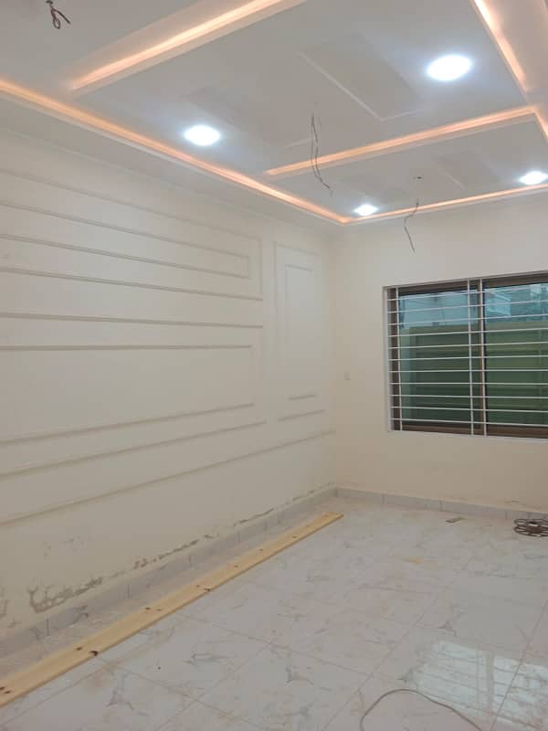 Allama Iqbal town Dewan wali Puli New brand Spanish 6 marly proper double story house for sale 11