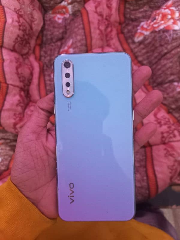 Vivo S1 8/256 0