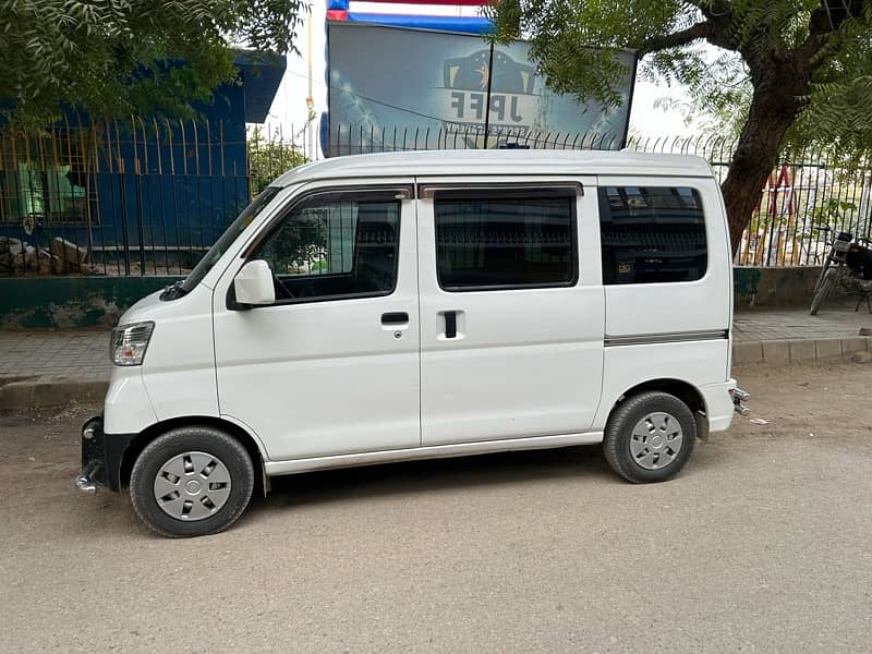 Daihatsu Hijet 2024 8