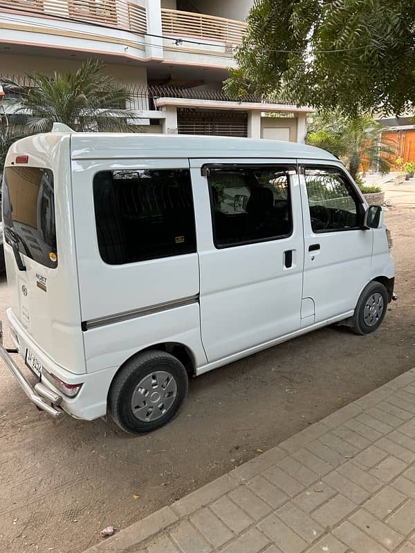 Daihatsu Hijet 2024 10