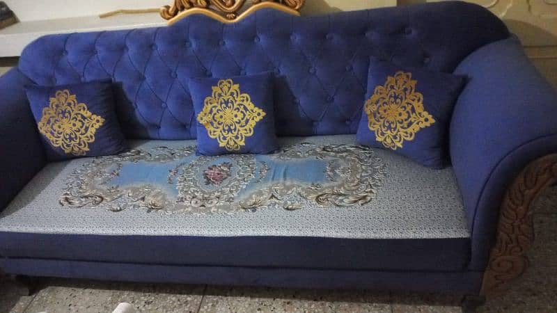 5 seater sofa for sale 0