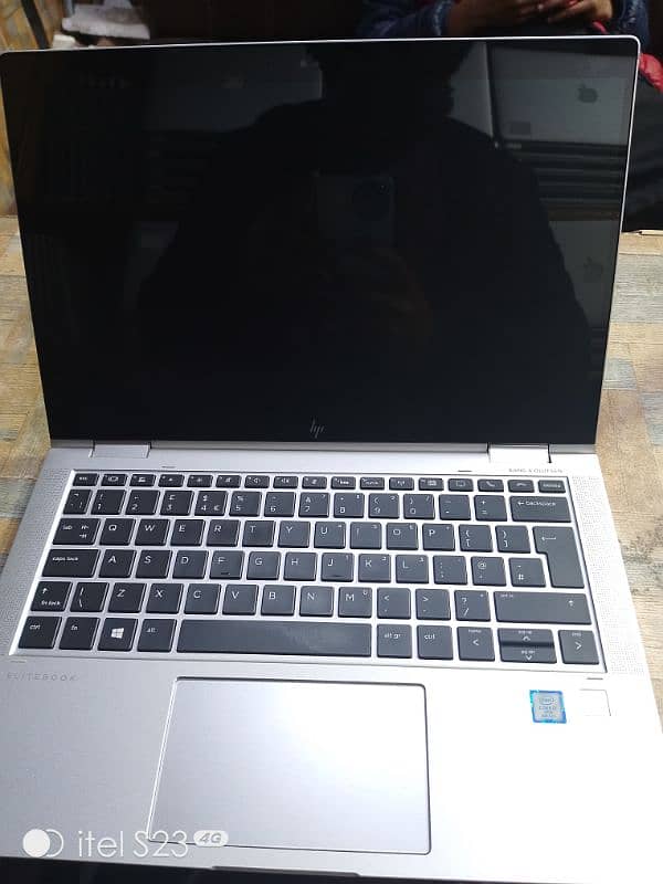 HP Elite book 1030 g3 0