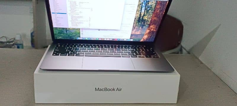 Apple Macbook Air M1 2020 13" 6